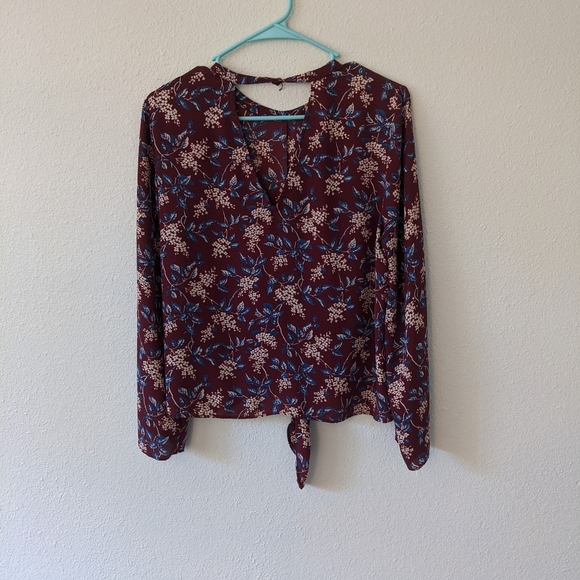 MADEWELL Bell-Sleeve Tie Top in Antique Flora - Picture 8 of 9